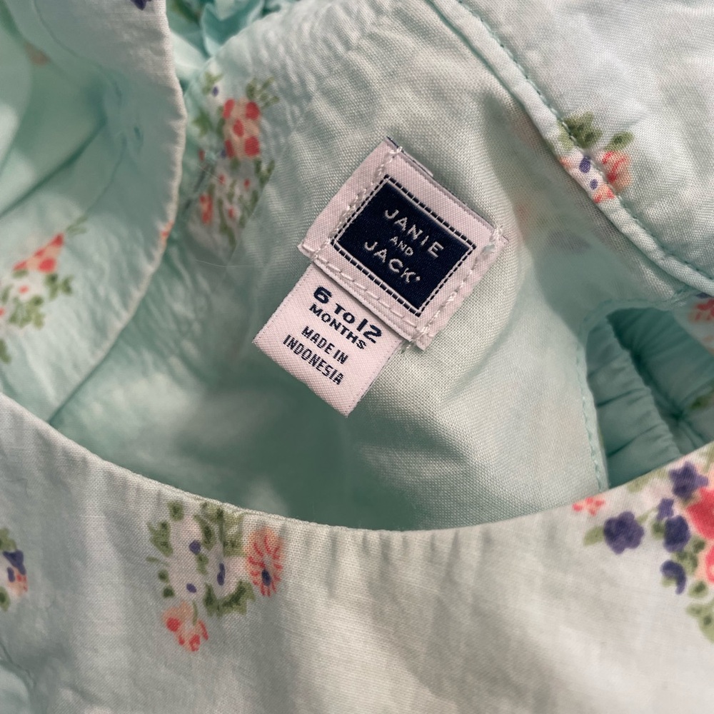 Janie and Jack Mint Floral Baby Set